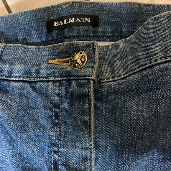 Balmain high waisted distressed jeans in size 26. Luxury denim-worn once! EUC - Picture 2 of 16